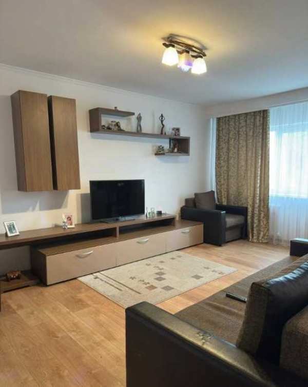 Ofer spre inchiriere apartament 3 camere etaj 3 din 4 Gavana 3 Pitesti