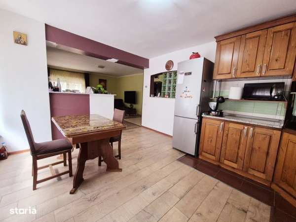 Apartament cu 4 camere / bloc nou