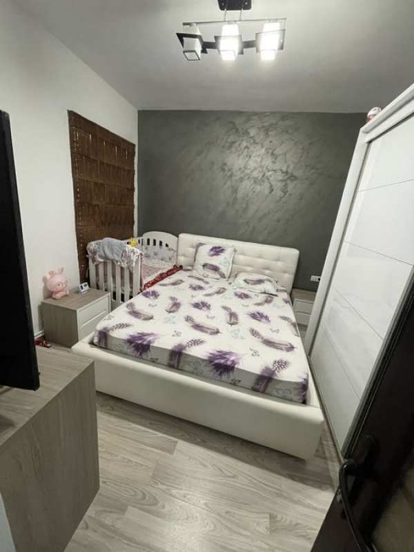 Vand sau schimb cu apart 3 camere (Teleorman)