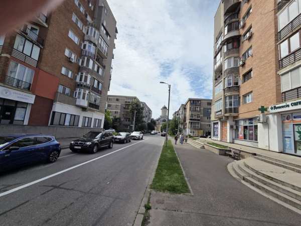 Apartament 2 camere decomandat et.4/4