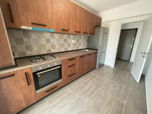 Garsoniera complet mobilata și utilata! Loc de parcare!