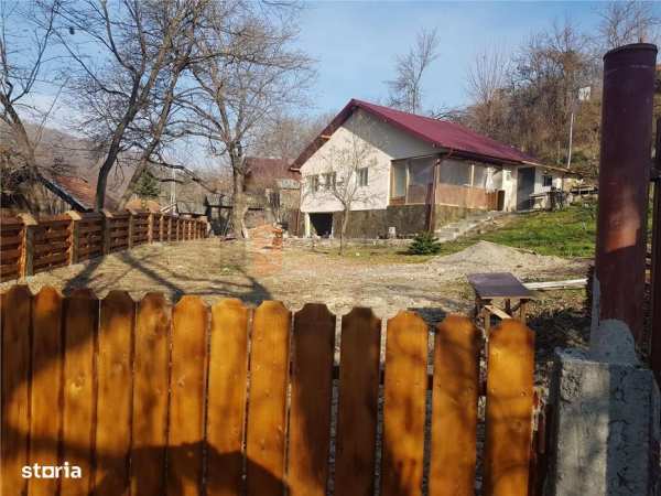 Casa tip parter zona Cozieni