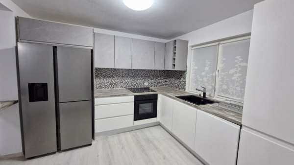 Închiriez casa Bucium