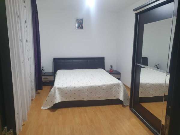 Apartament 2 camere de inchiriat ,zona RFN