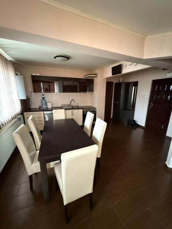 Apartament cu 3 camere | MV 1 | 68 mp | str. Regele Ferdinand I, nr.12