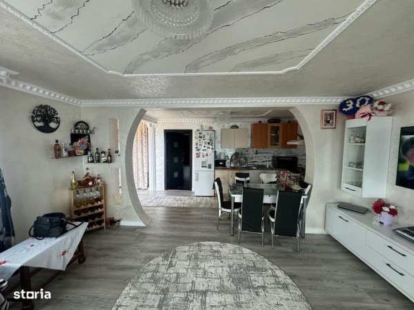 Casă Zona Lebăda - Lac, 510 mp teren, vânzare sau schimb cu apartament