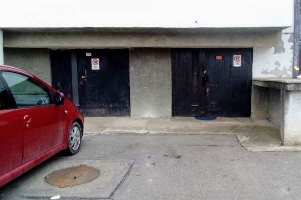 vand parcare in Cluj Napoca Marasti