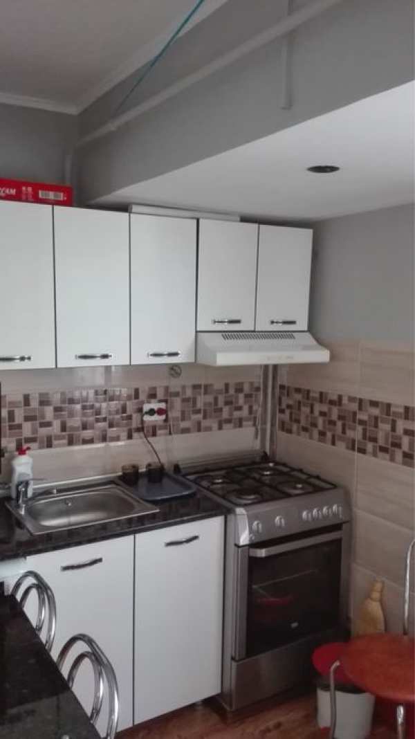 Inchiriez garsoniera