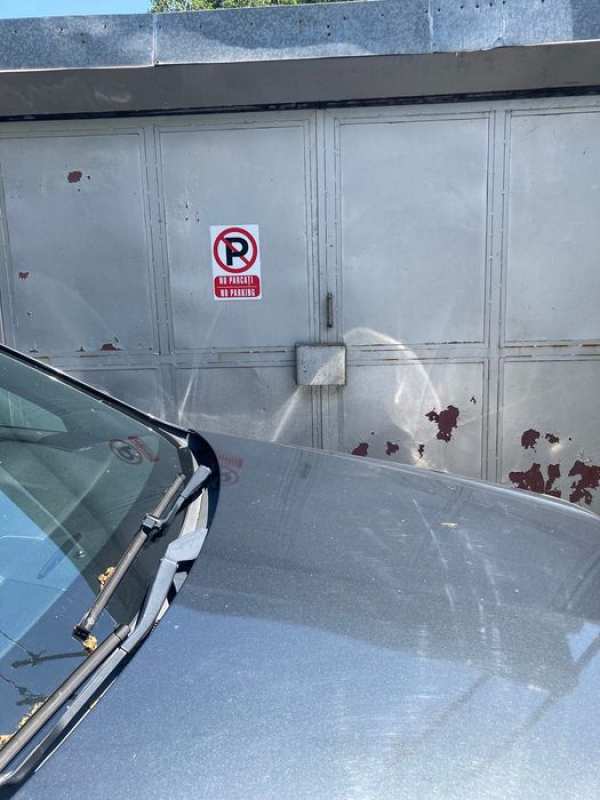 Garaj de Închiriat