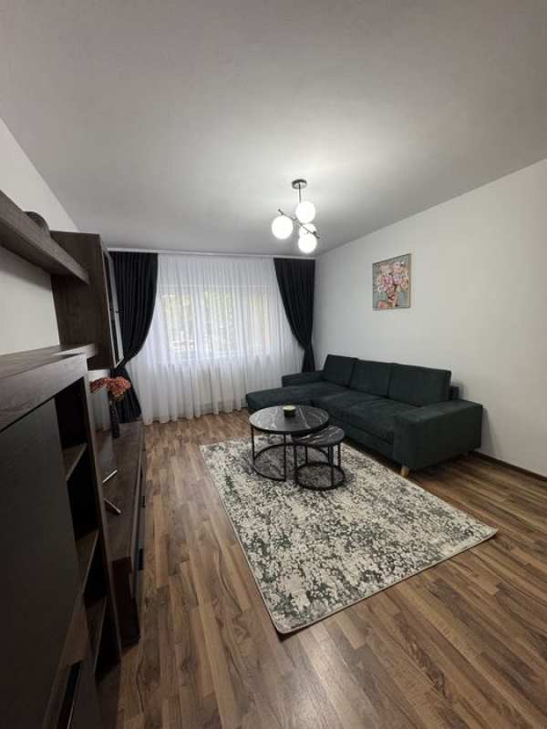 Chirie - Apartament 3 camere , 2 bai , parcare -Decebal-Drept/Medicina