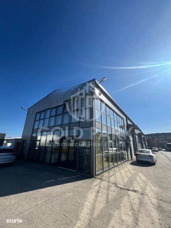 Spatiu Industrial - Showroom - 590 mp. Acces TIR