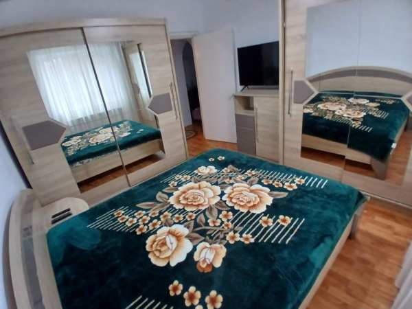 Apartament 3 camere, 60 m2, Târgoviște, Micro 9