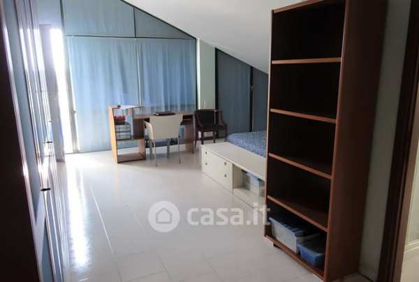Appartamento in residenziale in Via Giacomo Leopardi 33 A