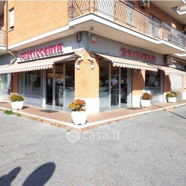 Attivitã /licenza (con o senza mura) in commerciale in Vicolo di Dragone