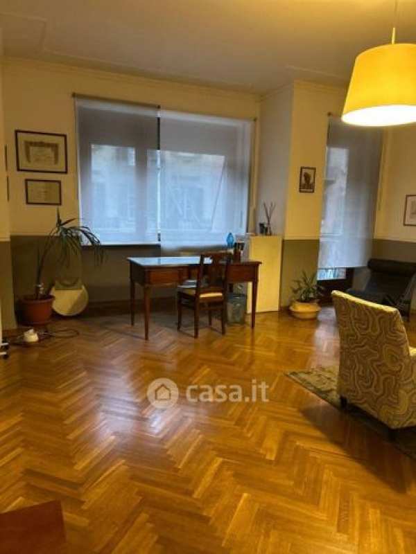 Ufficio in commerciale in Via Principi d'Acaja 38