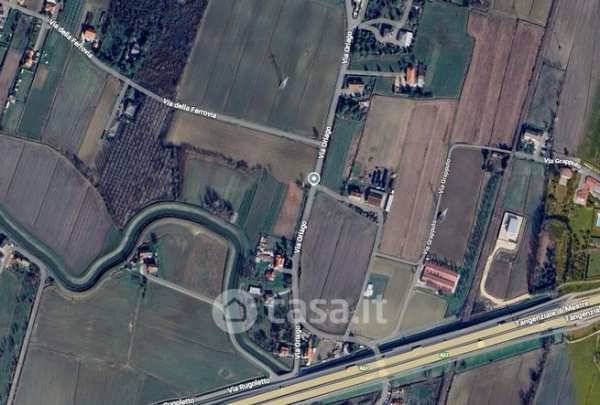 Terreno agricolo in commerciale in 