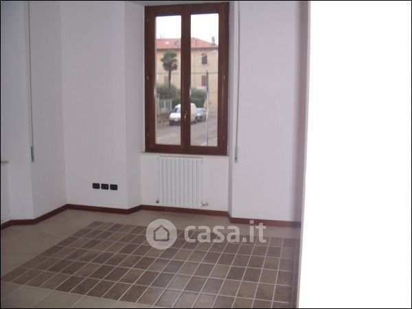 Ufficio in commerciale in Via Francesco Rismondo 8