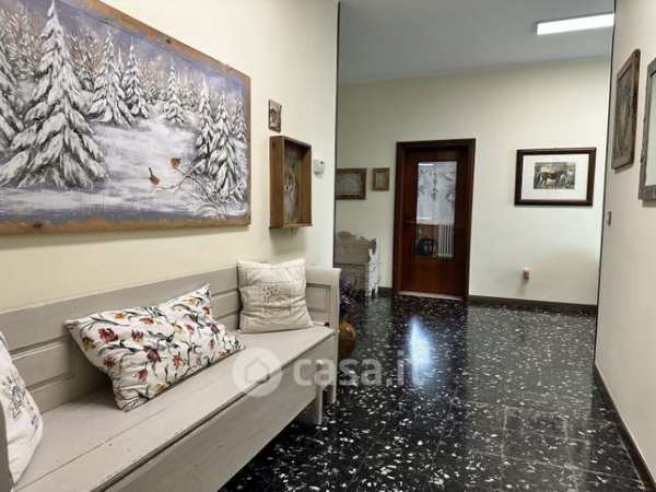 Casa bi/trifamiliare in residenziale in VENETO