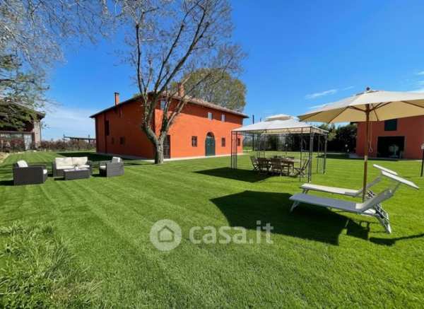 Casa bi/trifamiliare in residenziale in Via Lame