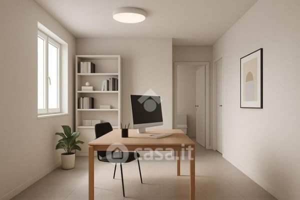 Ufficio in commerciale in Via San Rocco 31