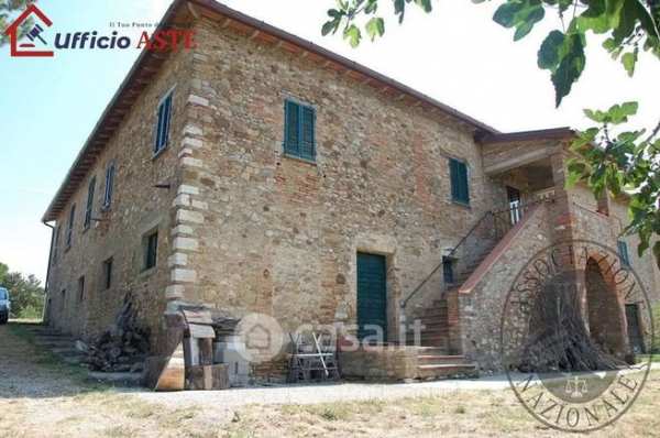 Rustico/casale in residenziale in Via Rodolfo Morandi