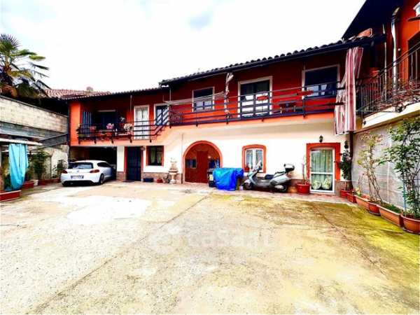Casa indipendente in residenziale in Via Carlo Alberto