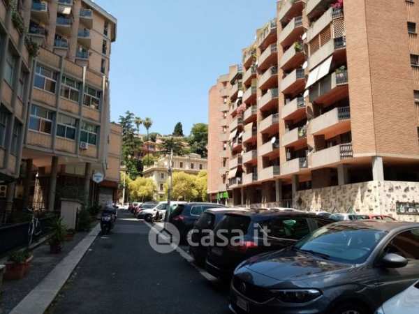 Ufficio in commerciale in Via Costanza Baudana Vaccolini