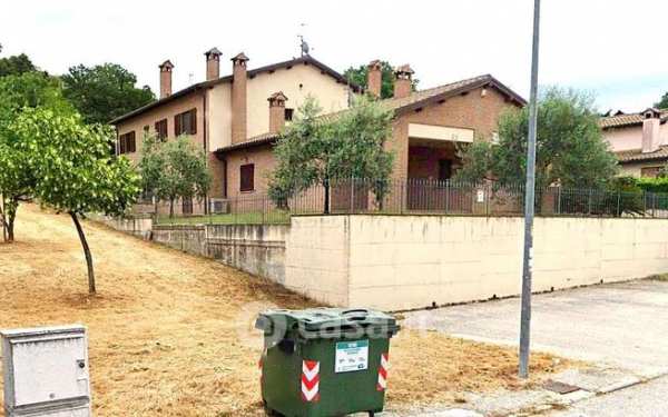 Villetta a schiera in residenziale in Via Narni