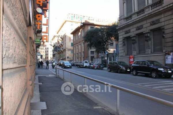 Ufficio in commerciale in Via Giuseppe Macaggi