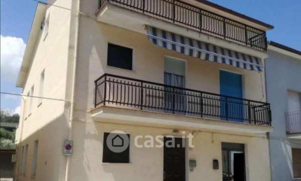 Appartamento in residenziale in Via Abruzzi 9