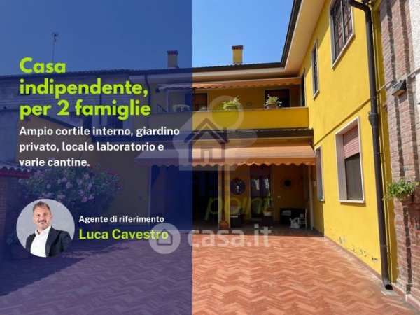 Casa indipendente in residenziale in Via Giuseppe Garibaldi