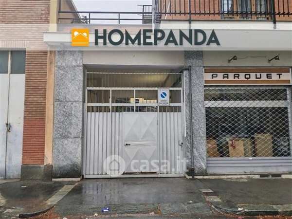 Box/posto auto in residenziale in Via Pollenzo 64