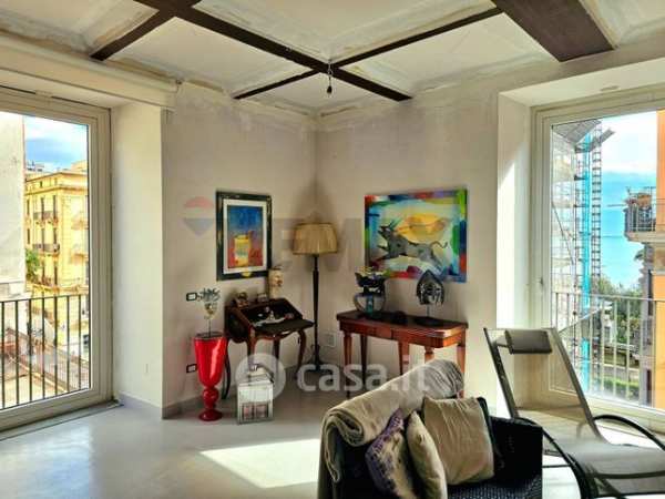 Appartamento in residenziale in Via Masuccio Salernitano 39