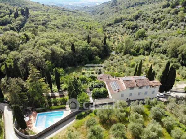 Villa in residenziale in Via di Terzano 45