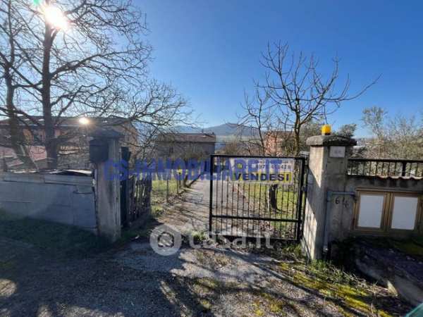Casa indipendente in residenziale in 