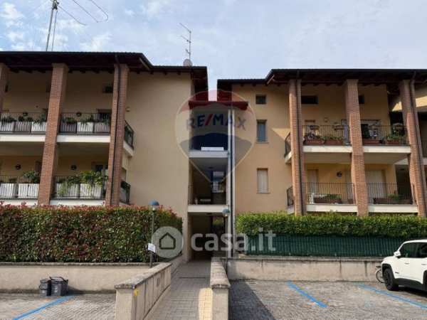 Appartamento in residenziale in Via Mier 16