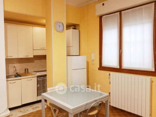 Appartamento in residenziale in Via Tommaso Grossi 14