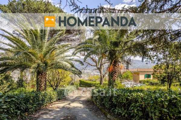 Appartamento in residenziale in Via Alveo Tondi