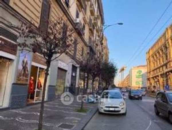 Ufficio in commerciale in Corso Umberto I