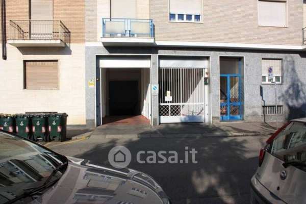 Box/posto auto in residenziale in Via Malta 10