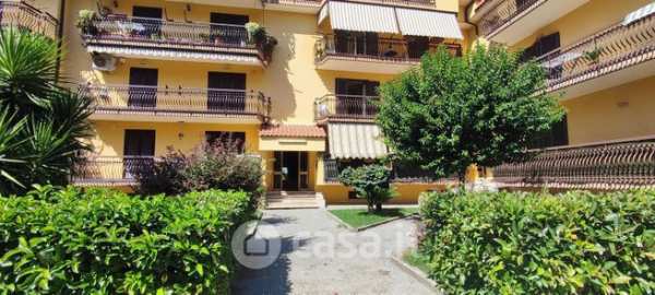 Appartamento in residenziale in Via Viticella
