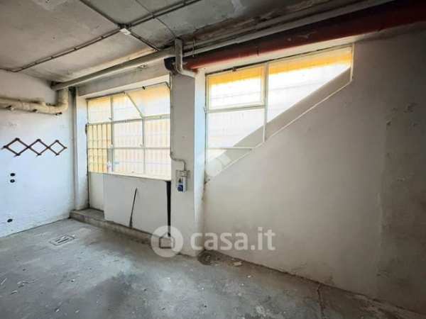 Capannone in commerciale in Via Lorenteggio