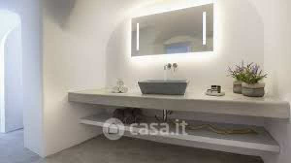 Appartamento in residenziale in Via GiosuÃ¨ Carducci 11