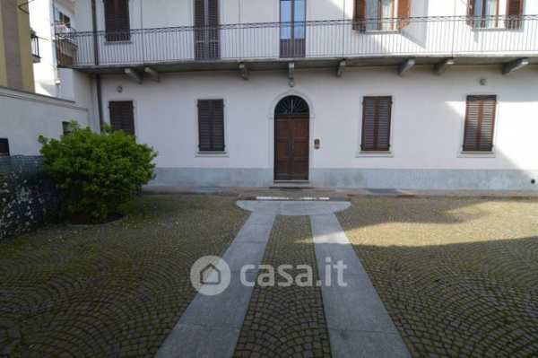 Appartamento in residenziale in Via Circonvallazione 97