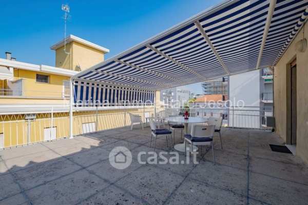 Appartamento in residenziale in Via Bafile