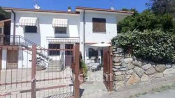 Villetta a schiera in residenziale in Via San Bernardino 15