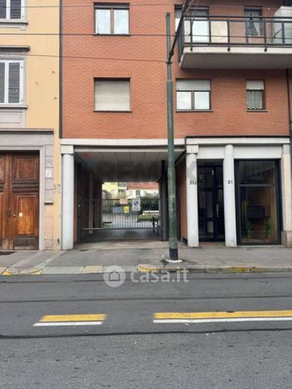 Box/posto auto in residenziale in Via Bibiana 21