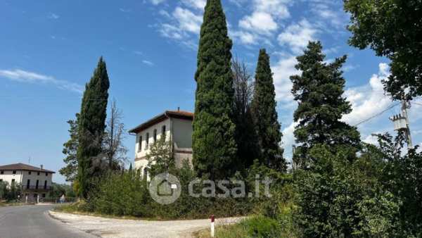 Casa indipendente in residenziale in Via San Martino 10 c