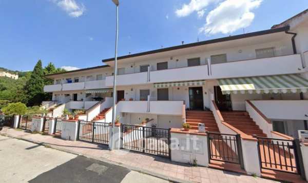 Casa indipendente in residenziale in Via Provinciale Lucchese 587