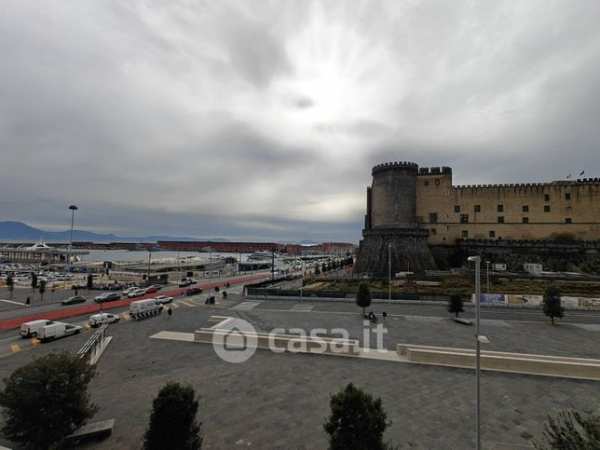 Ufficio in commerciale in Piazza Municipio 84